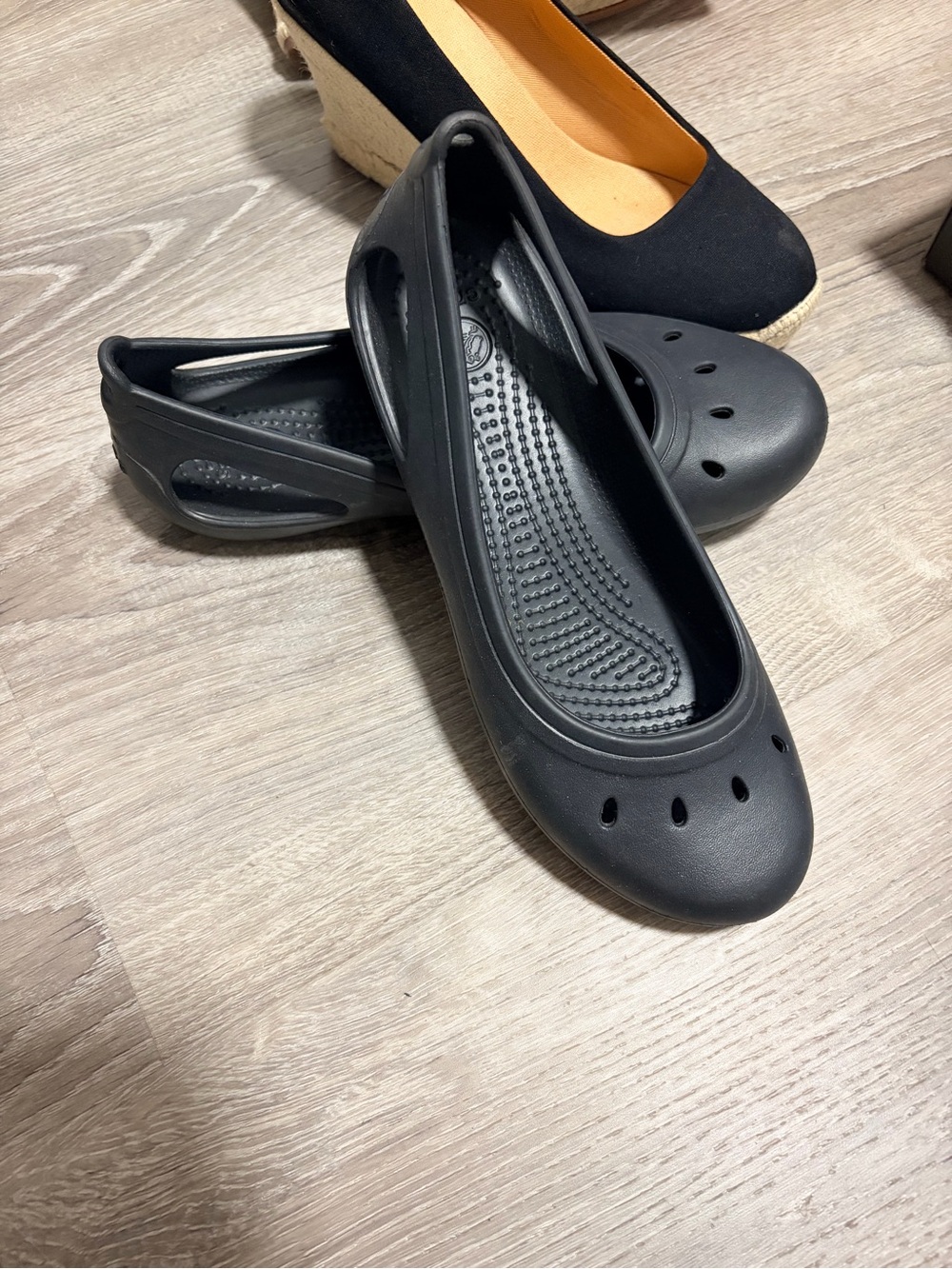 CROCS Women's Black Slip-On Ballet Flats